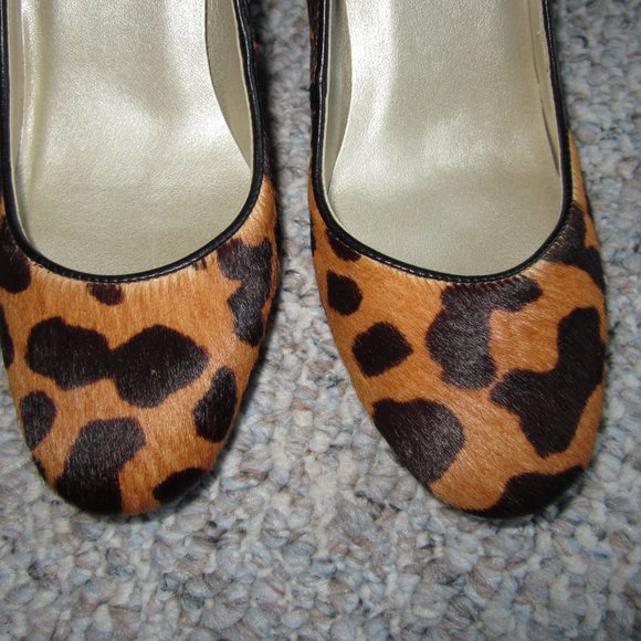 Talbot's LARS9 Calf Hair Leopard Heels - Picture 8 of 10